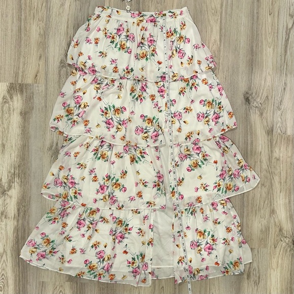 NWT WAYF Seanna Ivory Floral Printed Tiered Maxi Skirt Side Slit Lined Size M - Picture 2 of 8